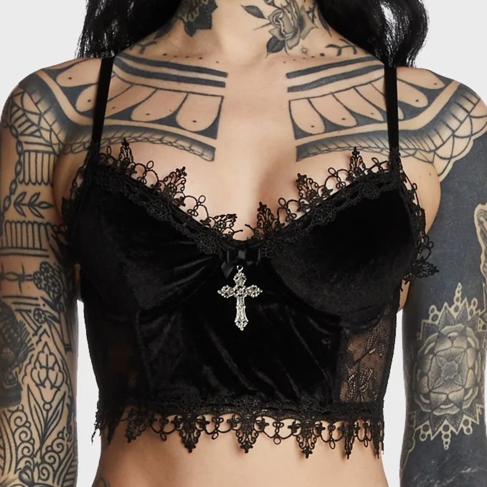 NWOT Widow Dark Morphine Eyes Velvet Bra